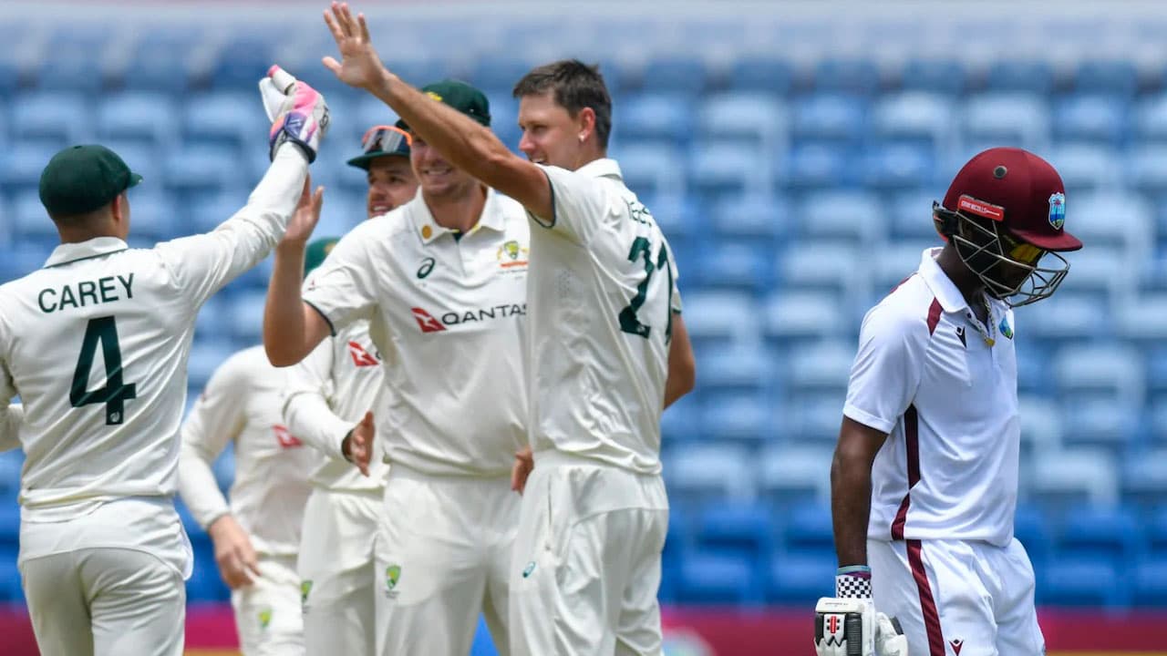 ভারতকে বাঁচিয়ে দিল ক্যারিবিয়ানরা