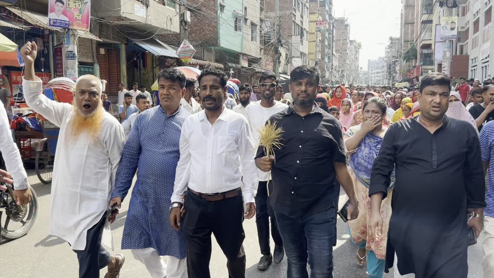জাতীয় নির্বাচন বানচালের ষড়যন্ত্র চলছে—অভিযোগ আমিনুল হকের, অনুপ্রবেশকারীদের হুঁশিয়ার করলেন হাজী মো:আরমান সোহেল