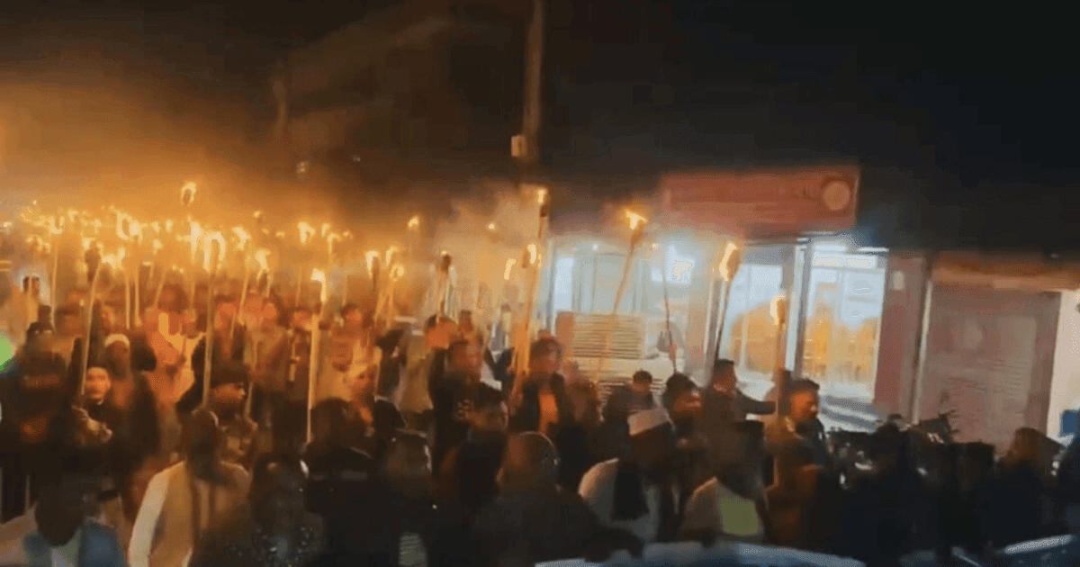 কুষ্টিয়া–১ আসনে বিএনপির মনোনয়ন পরিবর্তনের দাবিতে মশাল মিছিল