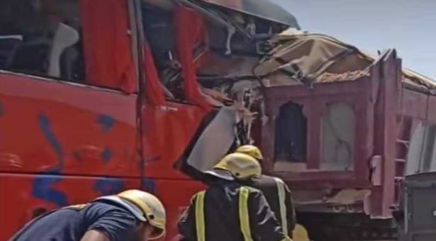 সৌদিতে ওমরাহযাত্রীদের বাসে ধাক্কা, দুই বাংলাদেশি নিহত